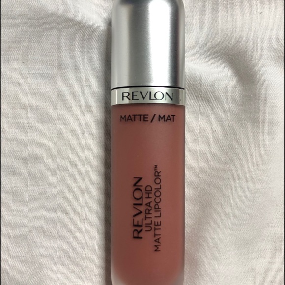 ✨ Revlon Matte 645 HD Forever Lip. 3/$12 - Picture 1 of 2